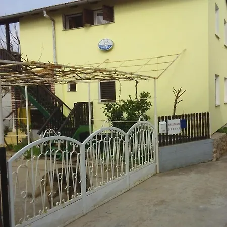 In With Balcony, Air Conditioning, Wifi, Washing Machine 4834-1 아파트