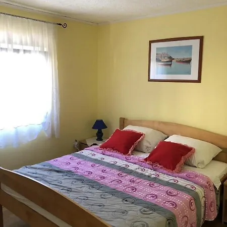 In With Balcony, Air Conditioning, Wifi, Washing Machine 4834-1 * Ždrelac