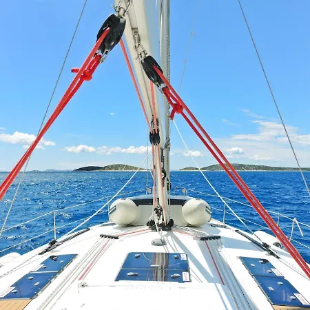 Apartman In With Balcony, Air Conditioning, Wifi, Washing Machine 4834-1