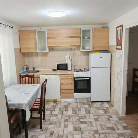 In With Balcony, Air Conditioning, Wifi, Washing Machine 4834-1 Lejlighed