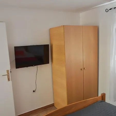 In With Balcony, Air Conditioning, Wifi, Washing Machine 4834-1 Lejlighed