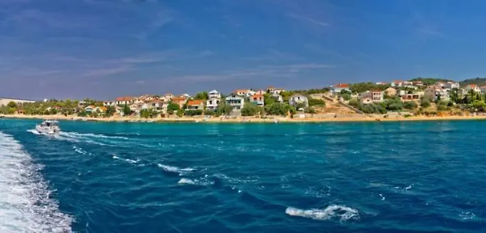 In With Balcony, Air Conditioning, Wifi, Washing Machine 4834-1 Apartman Ždrelac