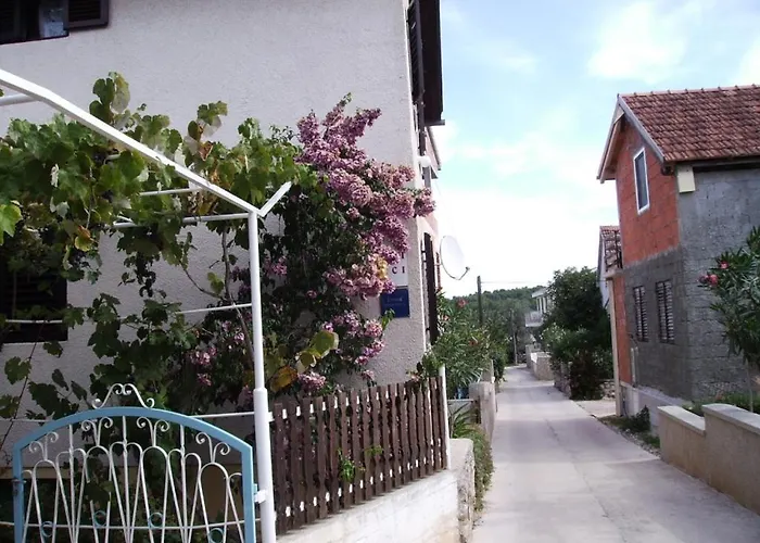 Apartman In With Balcony, Air Conditioning, Wifi, Washing Machine 4834-1 *