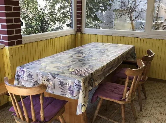 In With Balcony, Air Conditioning, Wifi, Washing Machine 4834-1 *