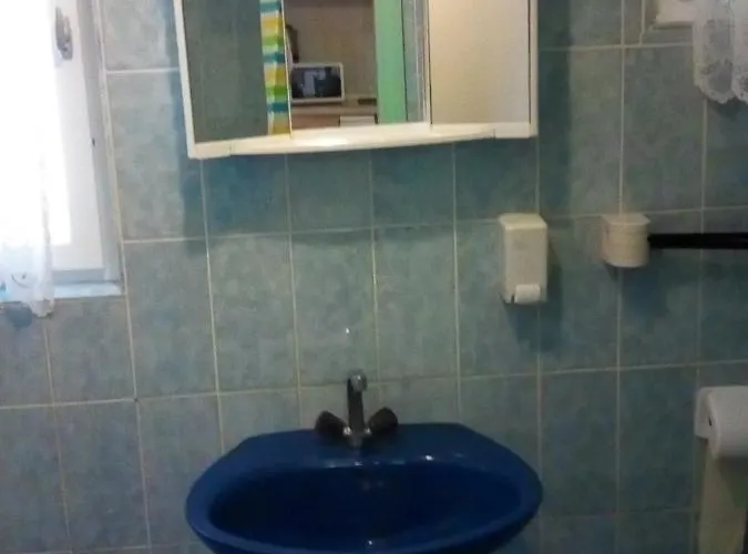 In With Balcony, Air Conditioning, Wifi, Washing Machine 4834-1 *